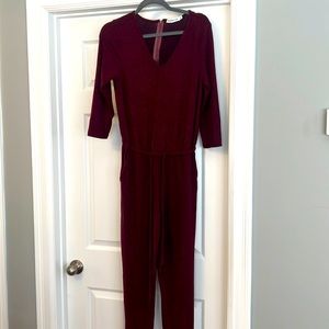 Elevate Your Fall 🍁 Wardrobe with This Chic Just Fab Burgundy Jumper! ✨